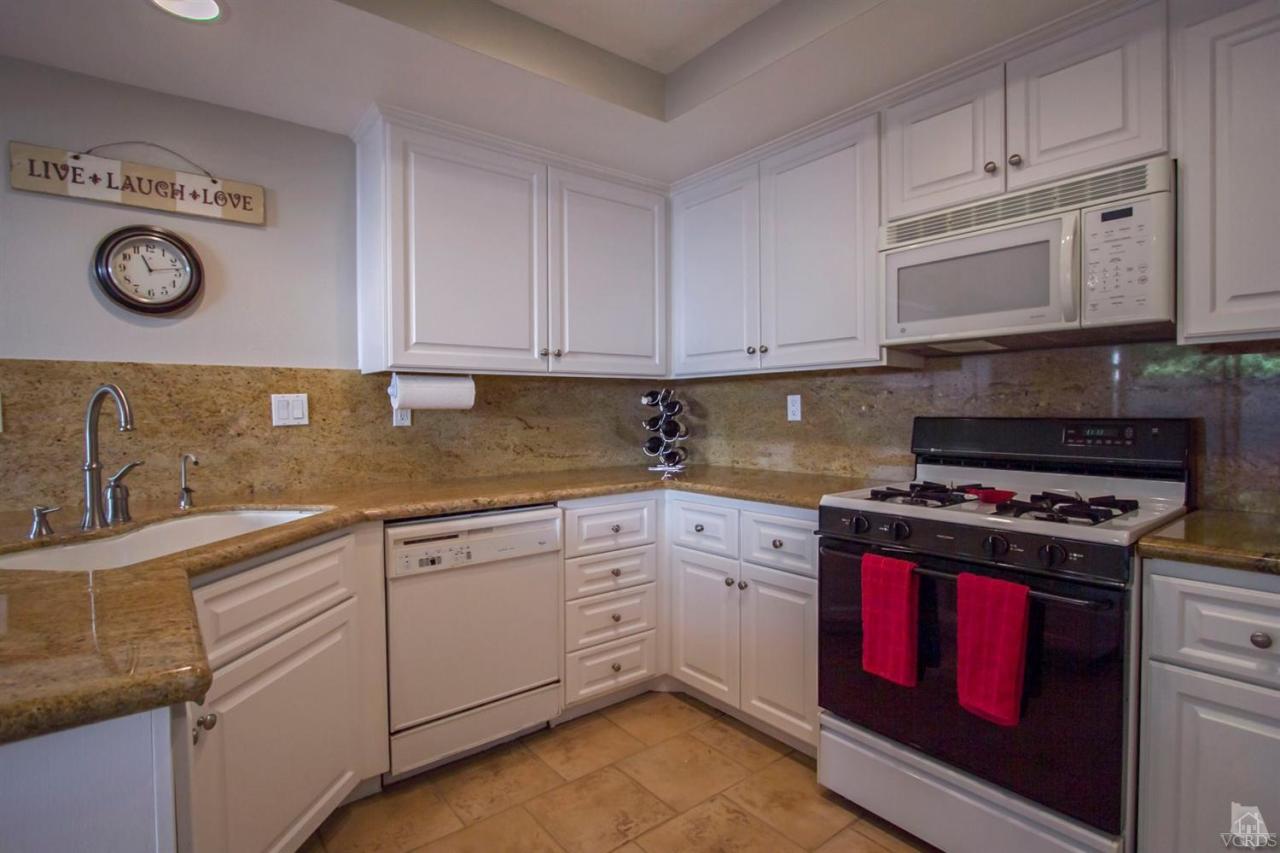 908 Thistlegate Road Oak Park, CA 91377 - Photo 13 of 34 Additional Photo