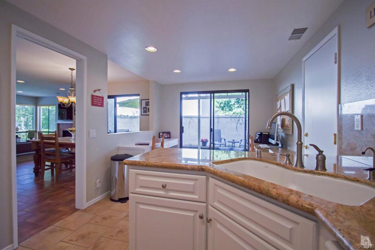 908 Thistlegate Road Oak Park, CA 91377 - Photo 15 of 34 Additional Photo
