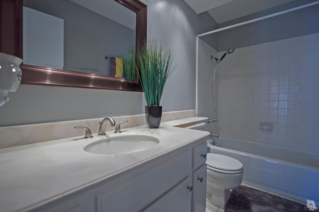 908 Thistlegate Road Oak Park, CA 91377 - Photo 27 of 34 Additional Photo