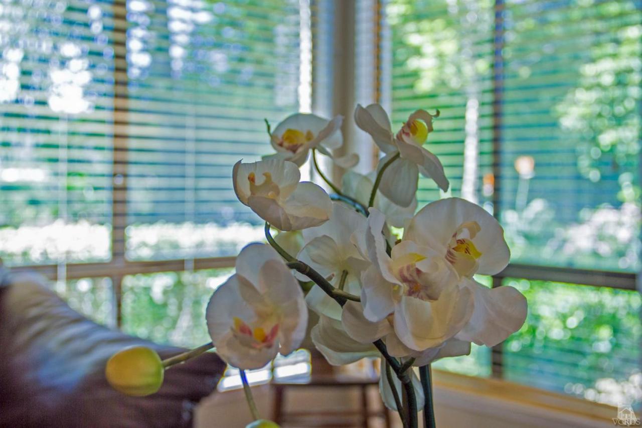 908 Thistlegate Road Oak Park, CA 91377 - Photo 5 of 34 Additional Photo