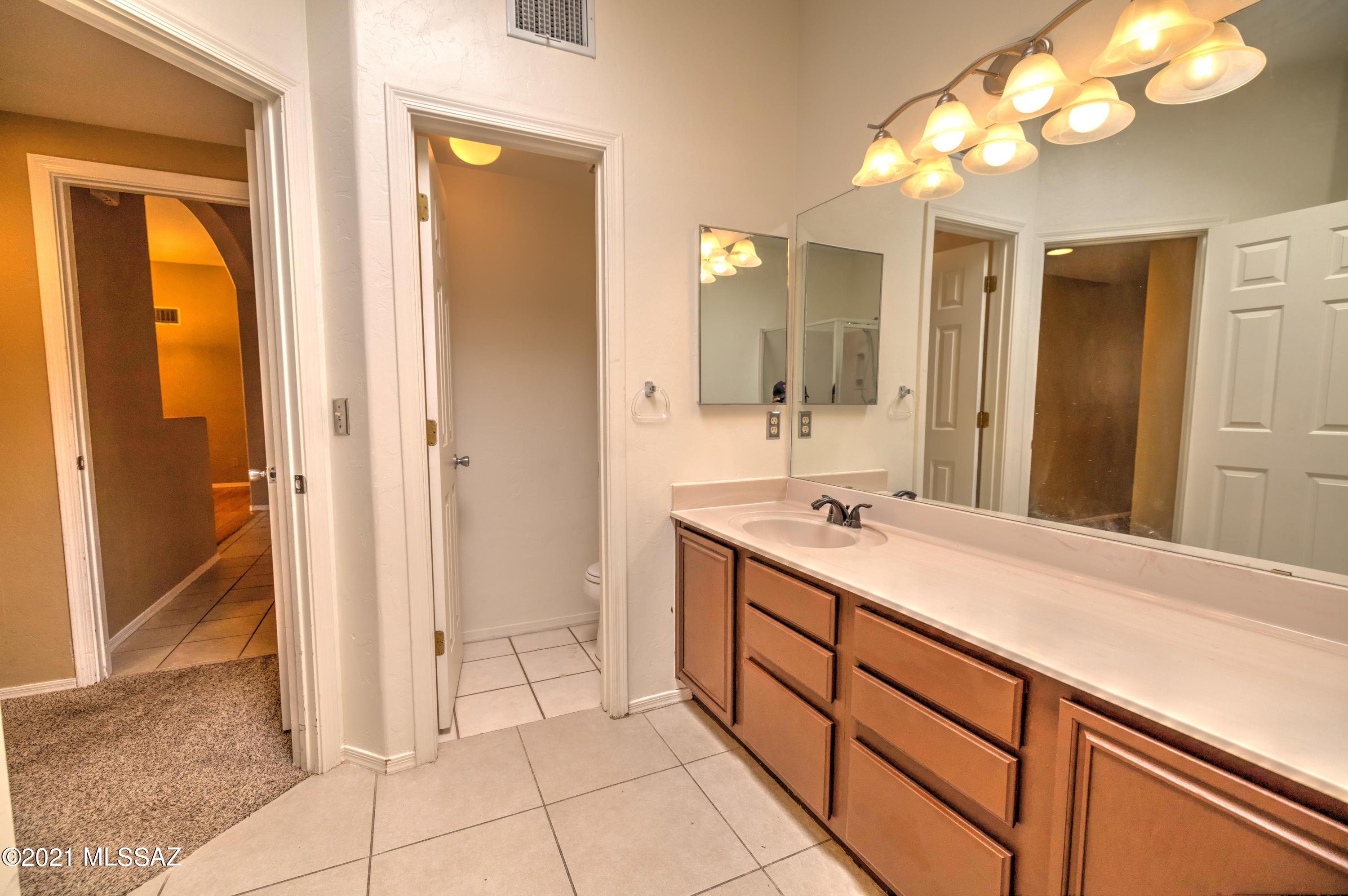 10196 North Inverrary Place Oro Valley, AZ 85737 - Photo 25 of 38