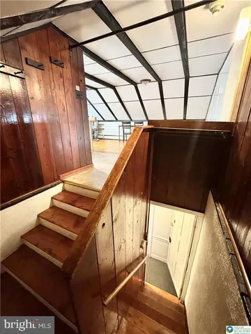 a view of an outdoor space