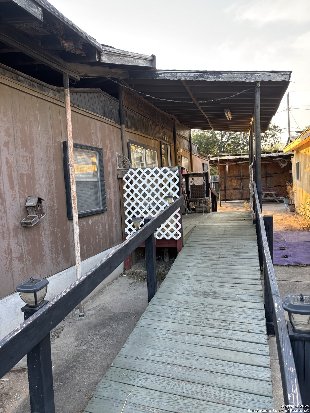 214 East Rodriguez Street Del Rio, TX 78840 - Photo 4 of 6