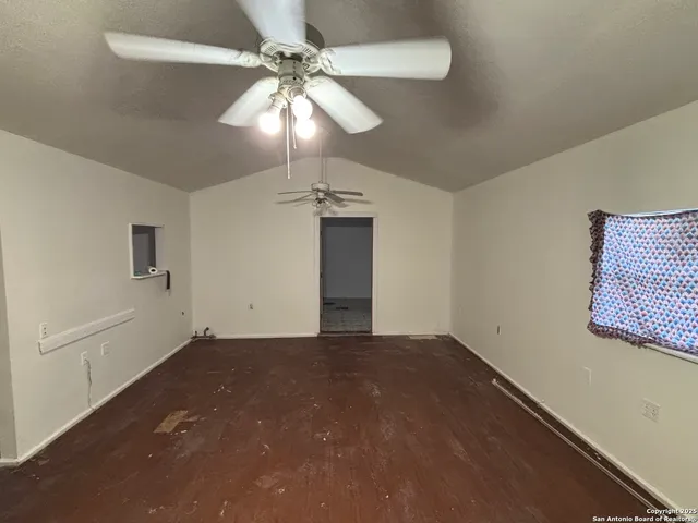 $165,000 | 214 East Rodriguez Street, Del Rio, TX 78840