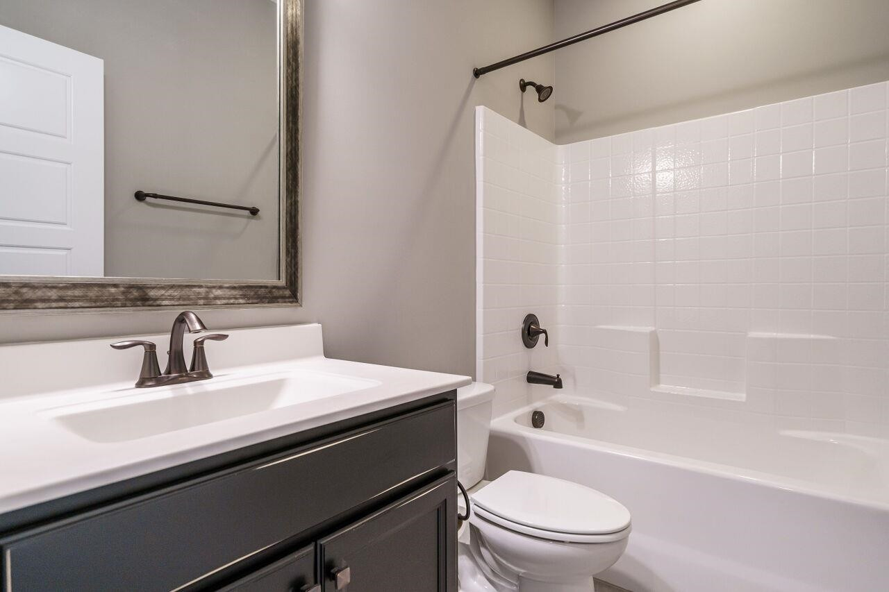 1721 Banks View Drive Raleigh, NC 27603 - Photo 23 of 68 Secondary Bath