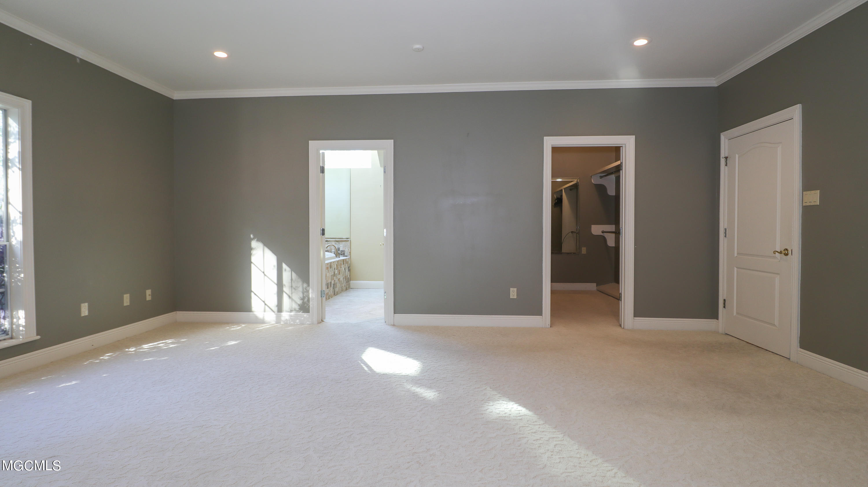 8512 Daisy Vestry Road Biloxi, MS 39532 - Photo 13 of 38 Main Bedroom