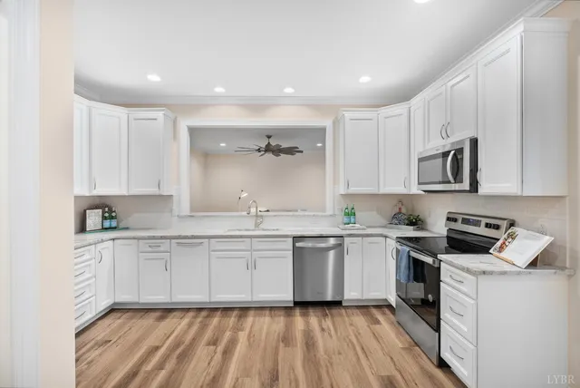 $2,000 | 174 Villa Oak Circle, Bedford, VA 24523