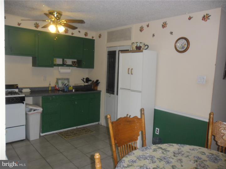 3202 Morning Glory Road Philadelphia, PA 19154 - Photo 5 of 20