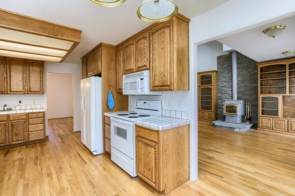 4067 Little Applegate Road Jacksonville, OR 97530 - Photo 12 of 35 Additional Photo