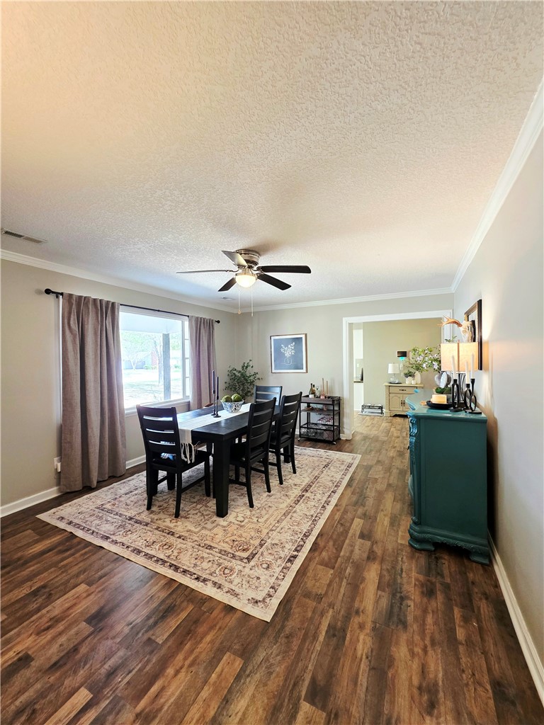914 Baltimore Avenue Waycross, GA 31501 - Photo 4 of 30