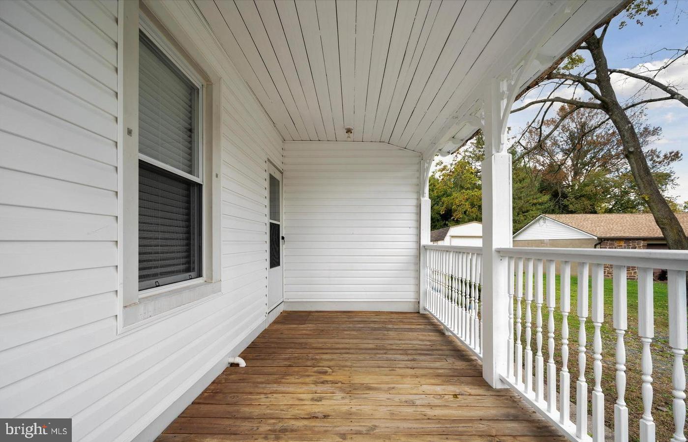 1122 Egypt Road Oaks, PA 19460 - Photo 2 of 23