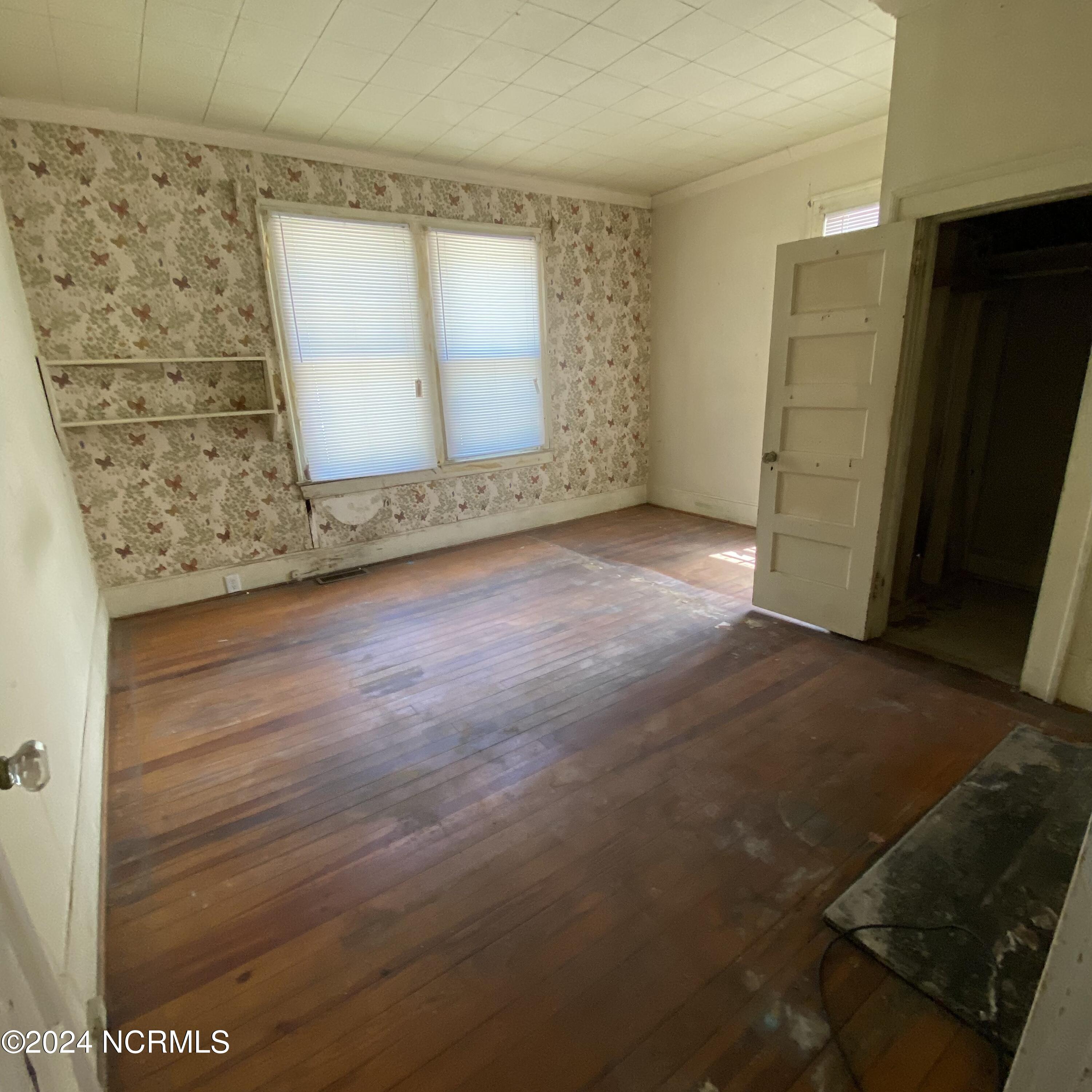 704 Perry Street Kinston, NC 28501 - Photo 21 of 27 IMG_4188