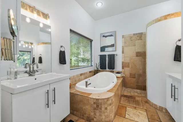 $653,846 | 2302 Jacks Pass, Austin, TX 78734