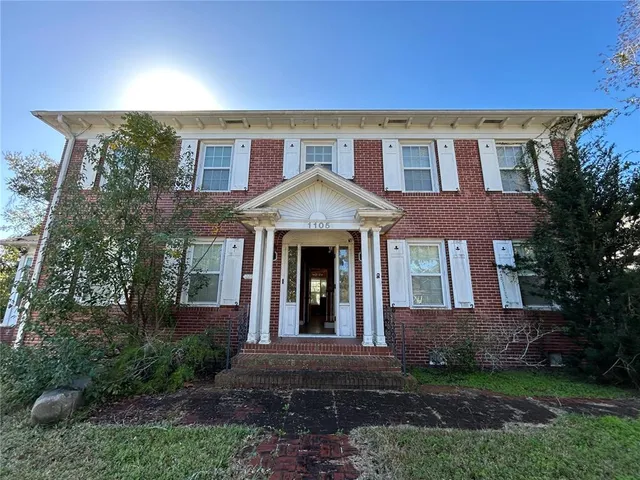 $560,000 | 1105 Herndon Street, Leesburg, FL 34748