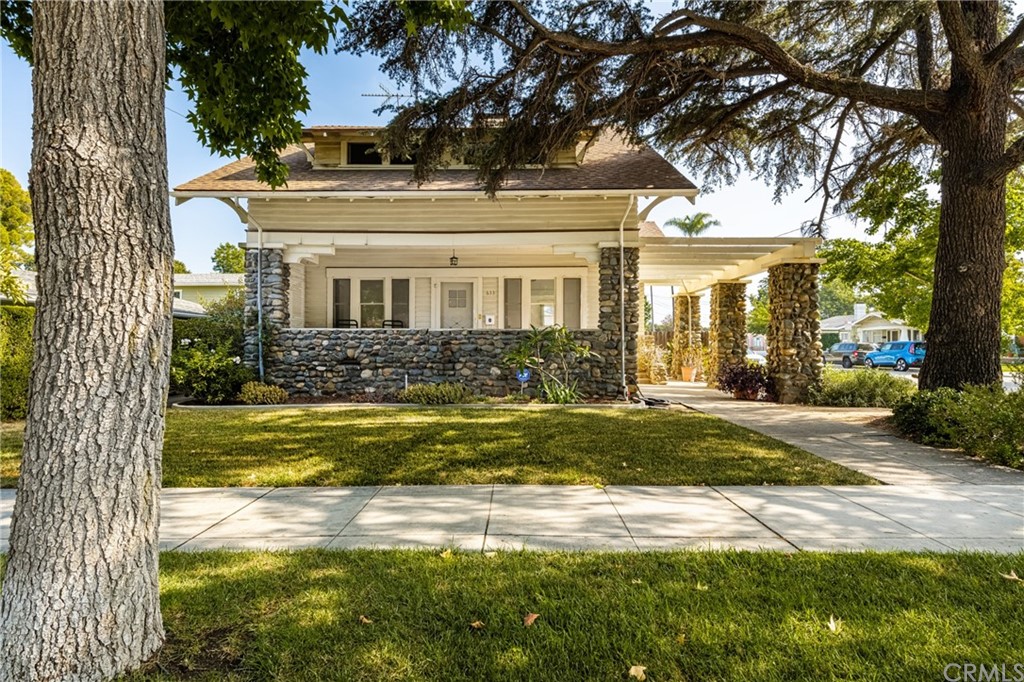 633 East Maple Avenue Orange, CA 92866 - Photo 2 of 51 a view of a house with a large trees