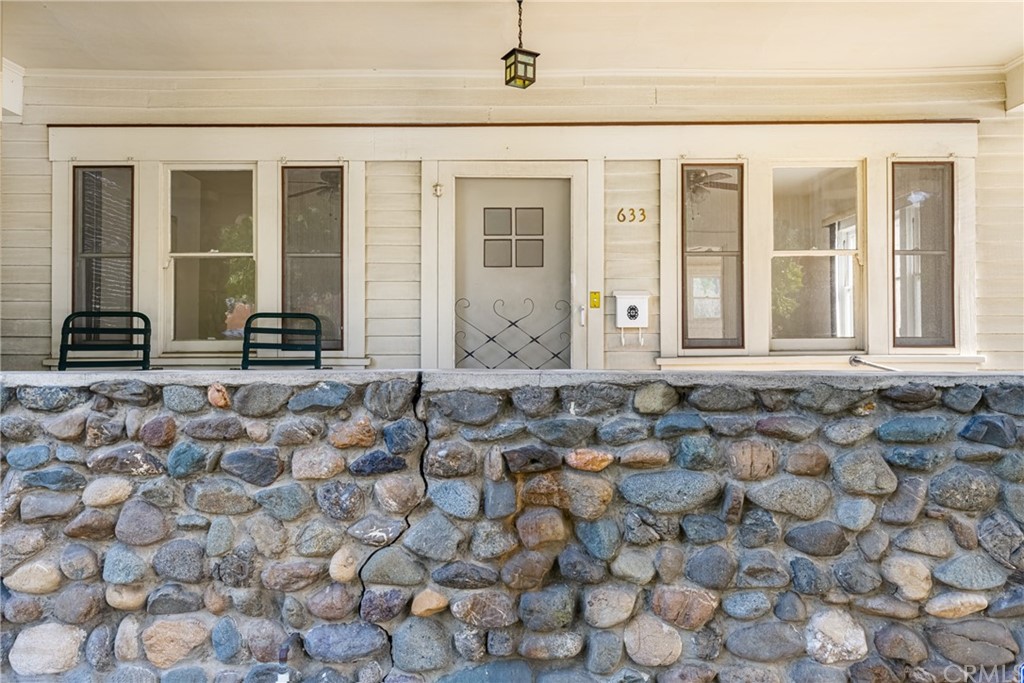 633 East Maple Avenue Orange, CA 92866 - Photo 5 of 51 a view of a entrance door of the house