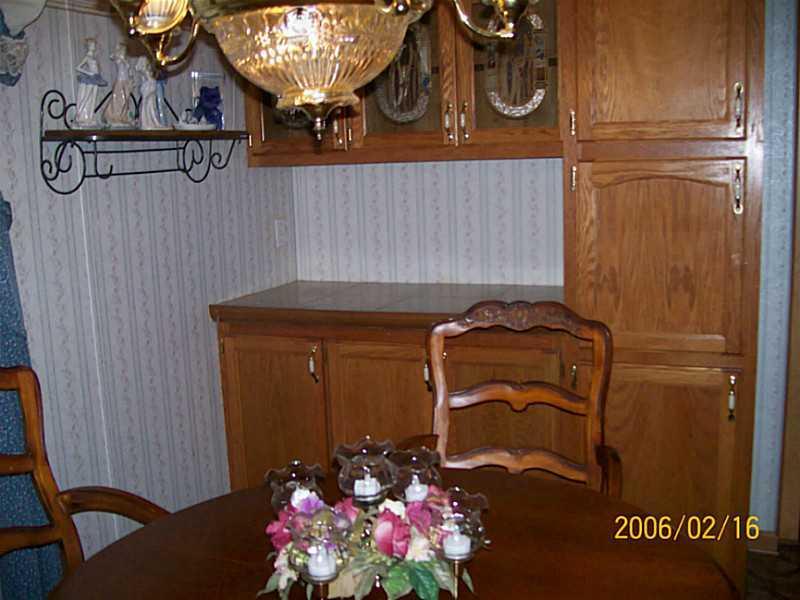 47 Cherry Drive Springfield, OH 45504 - Photo 4 of 9