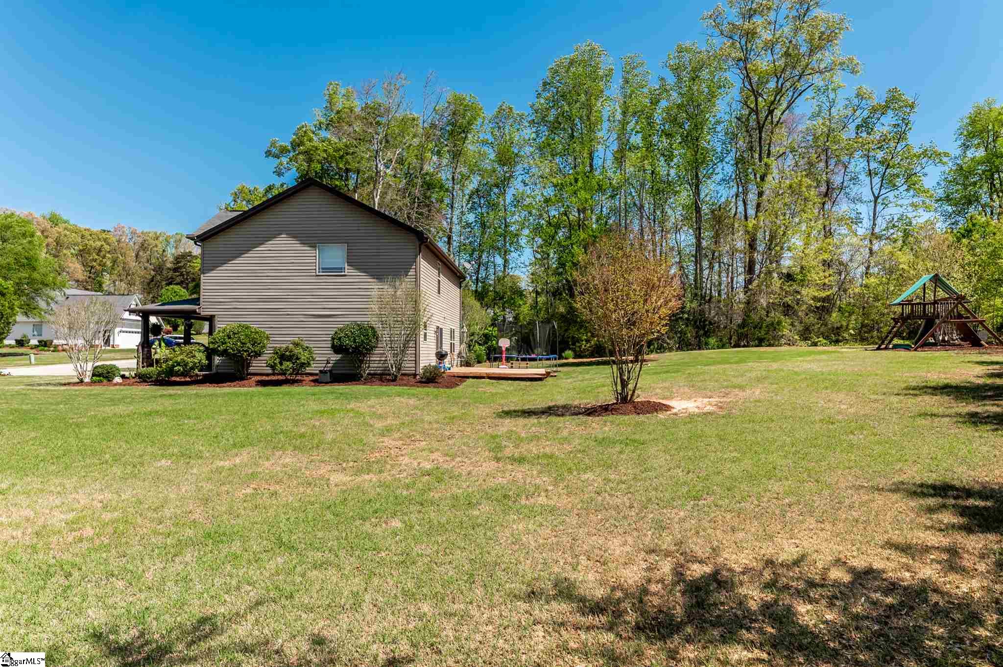125 Sprouse Farm Way Fountain Inn, SC 29644 - Photo 2 of 29