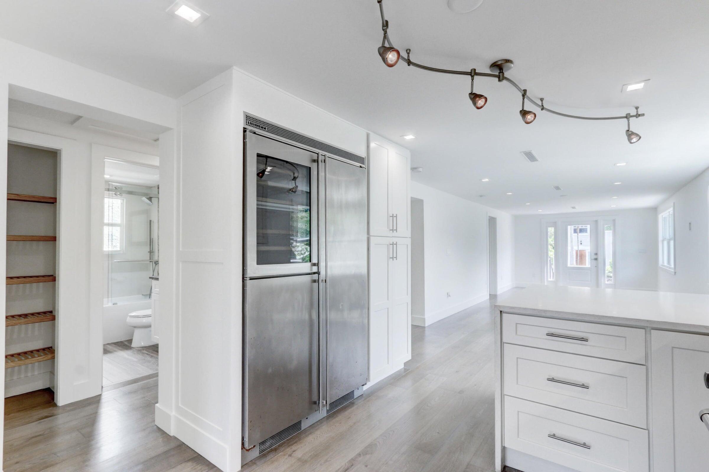 833 Ardmore Road West Palm Beach, FL 33401 - Photo 24 of 45 18