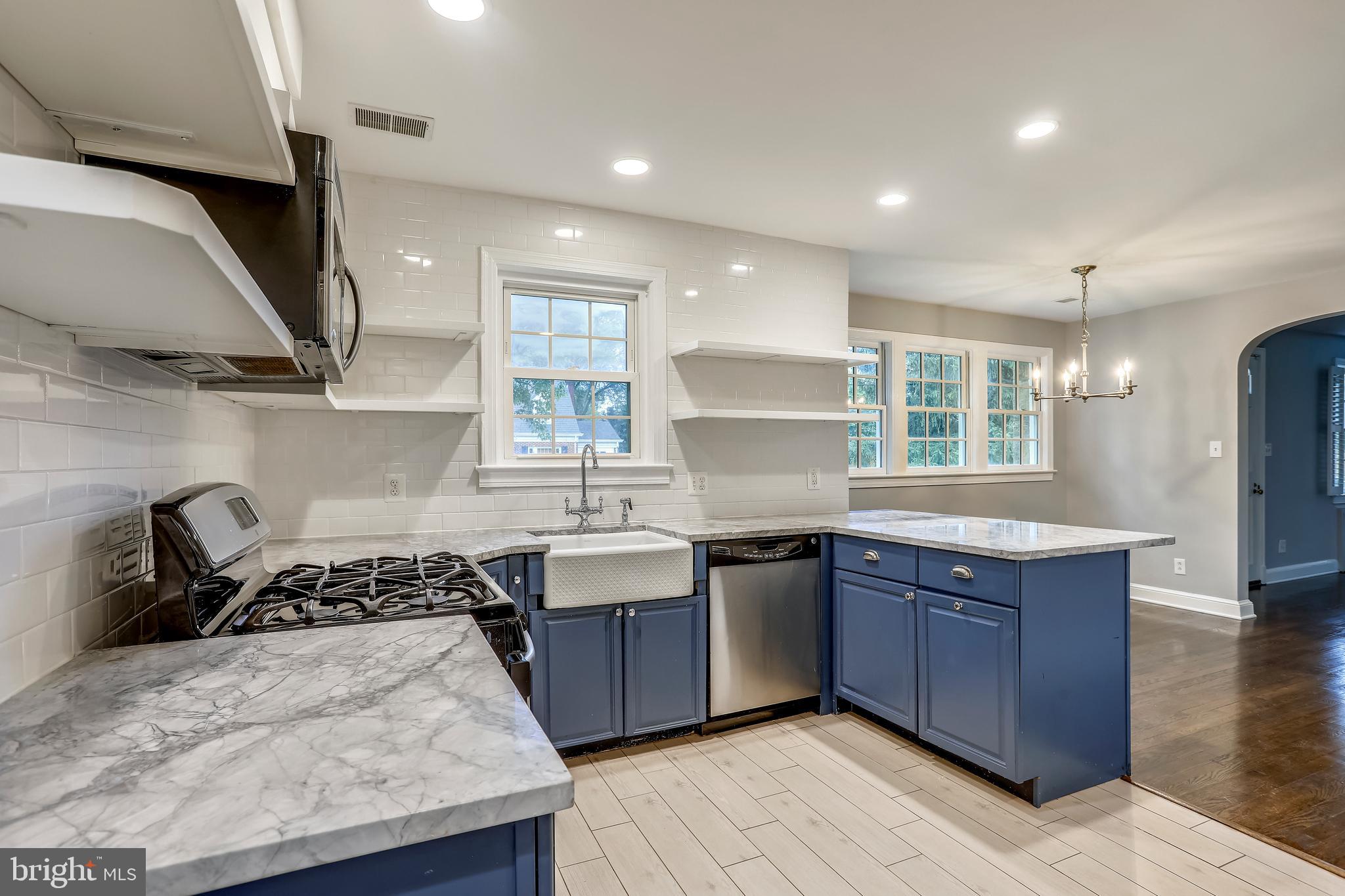 1815 Myrtle Road Silver Spring, MD 20902 - Photo 11 of 33 Granite counter tops