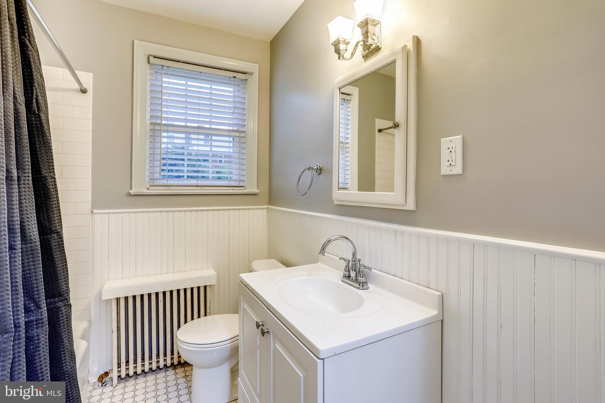 1815 Myrtle Road Silver Spring, MD 20902 - Photo 17 of 33 1st Floor bathroom