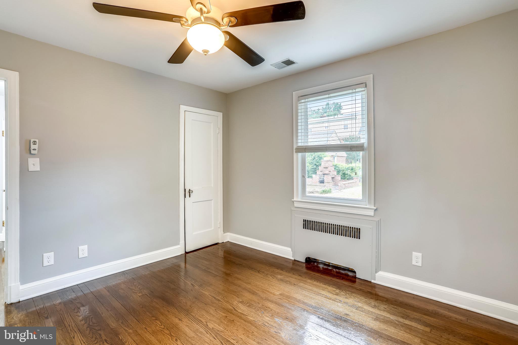 1815 Myrtle Road Silver Spring, MD 20902 - Photo 18 of 33 Bedroom 2