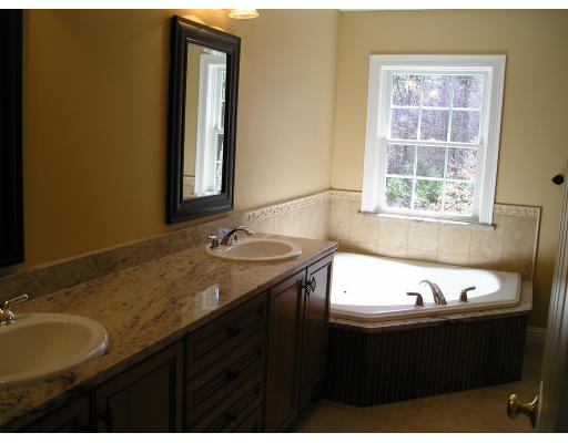 3 Harris Way Georgetown, MA 01833 - Photo 11 of 18 Gallery Image 11