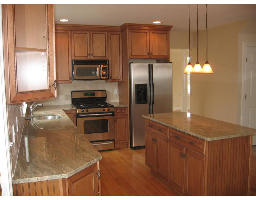 3 Harris Way Georgetown, MA 01833 - Photo 5 of 18 Gallery Image 5