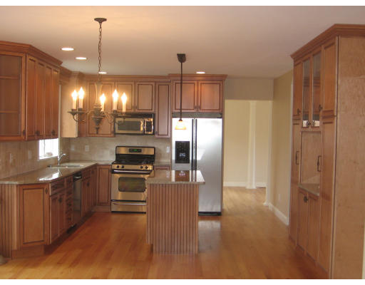 3 Harris Way Georgetown, MA 01833 - Photo 6 of 18 Gallery Image 6