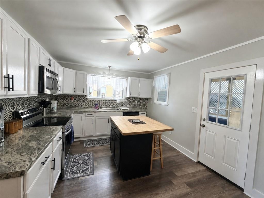 751 Freeport Road Creighton, PA 15030 - Photo 4 of 21 Stunning Kitchen Remodel