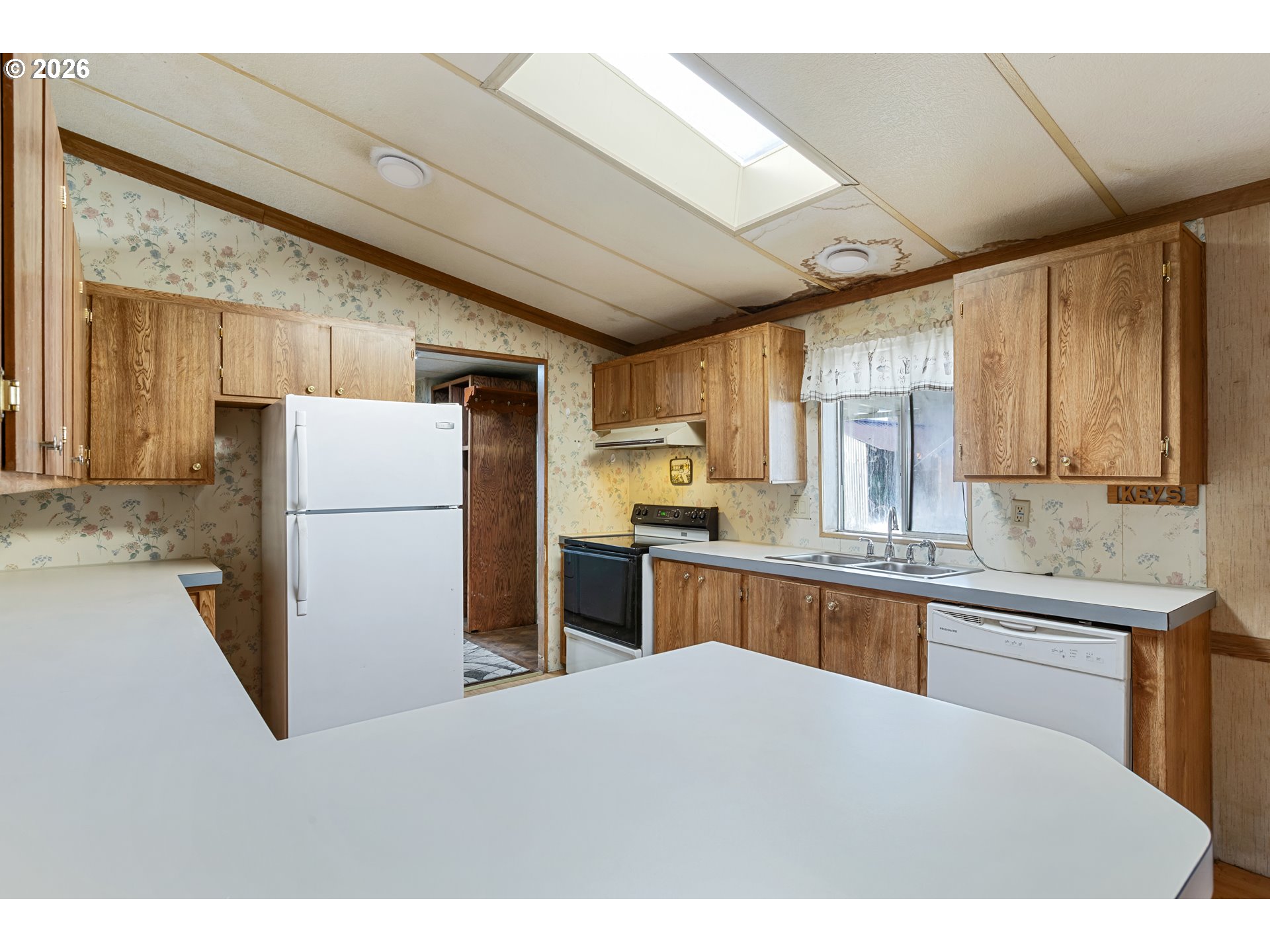 871 Meadowood Drive Winston, OR 97496 - Photo 21 of 38