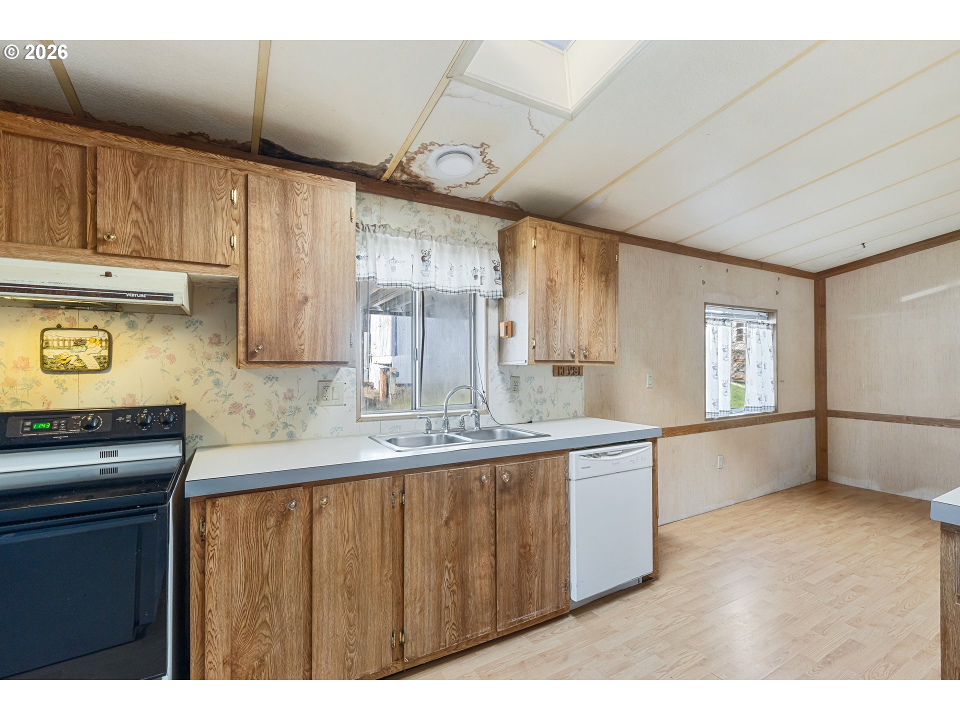 871 Meadowood Drive Winston, OR 97496 - Photo 22 of 38