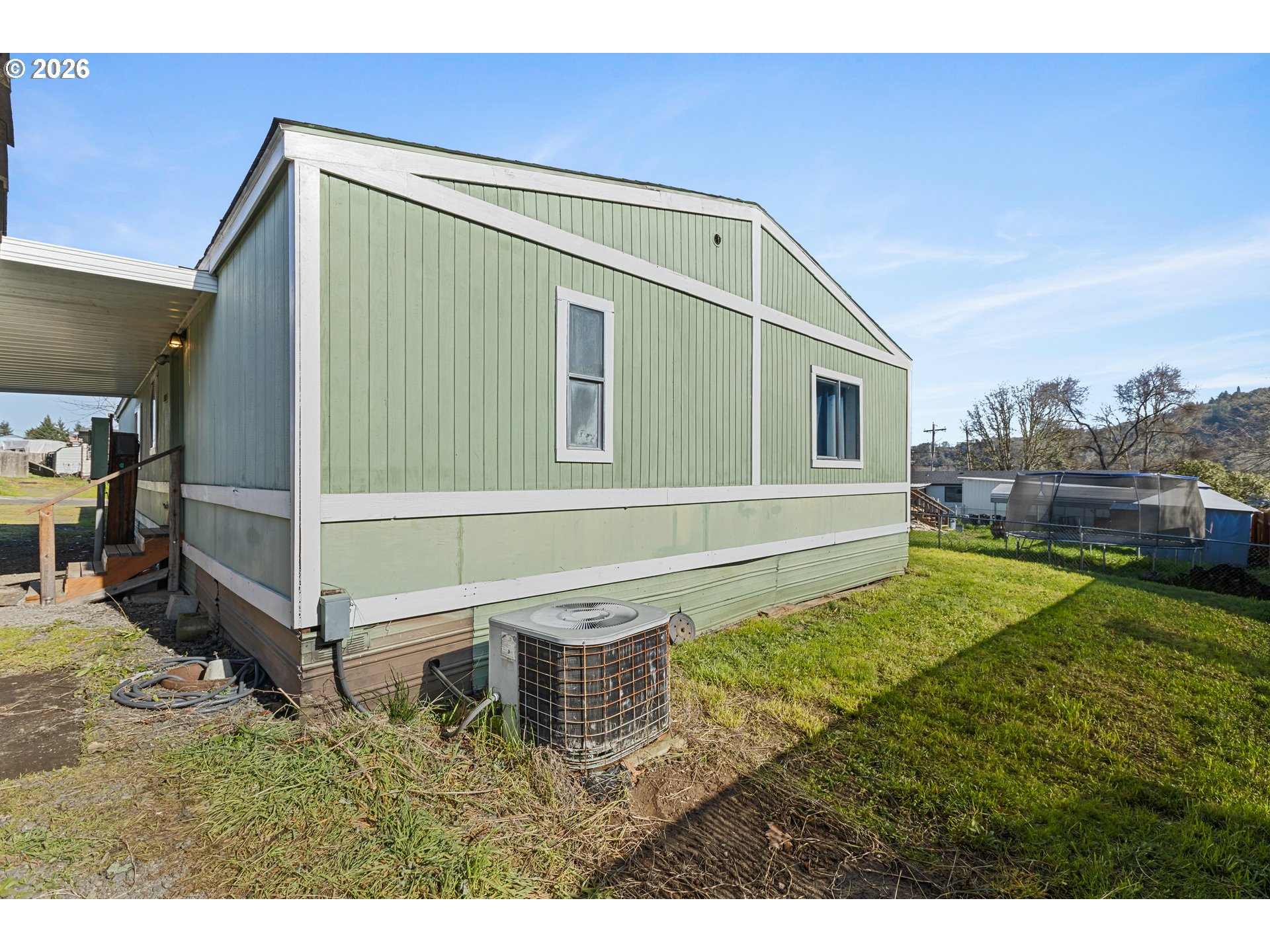 871 Meadowood Drive Winston, OR 97496 - Photo 7 of 38