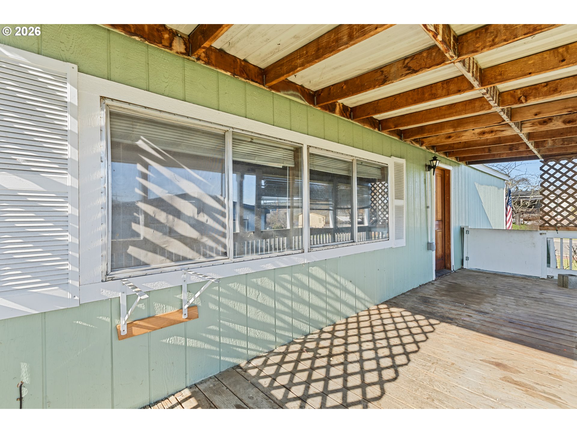 871 Meadowood Drive Winston, OR 97496 - Photo 9 of 38