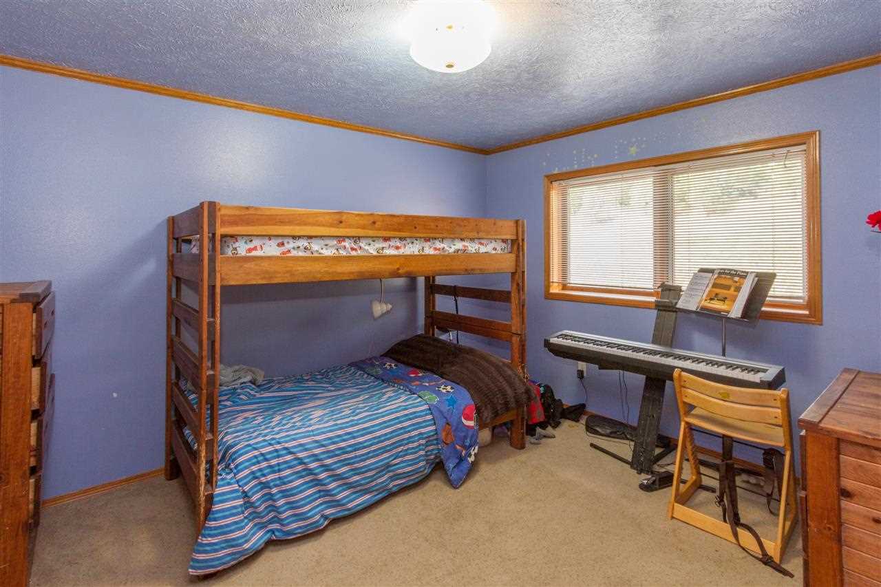 1410 East Estates Road Spokane, WA 99224 - Photo 13 of 20