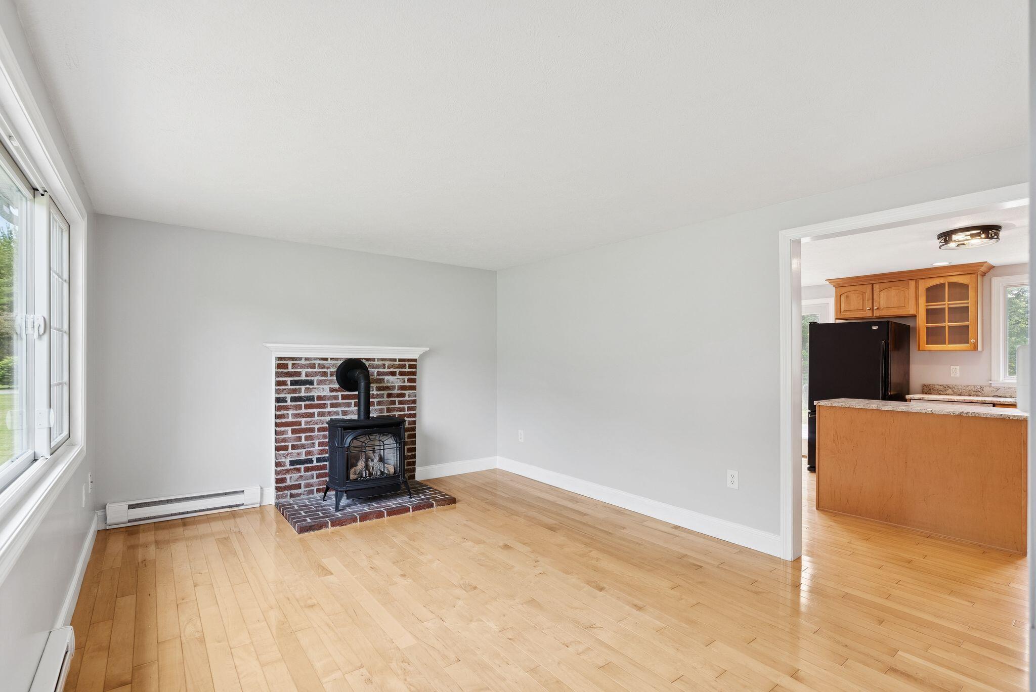 109 Hearn Road Saco, ME 04072 - Photo 14 of 41 26_DSC09716