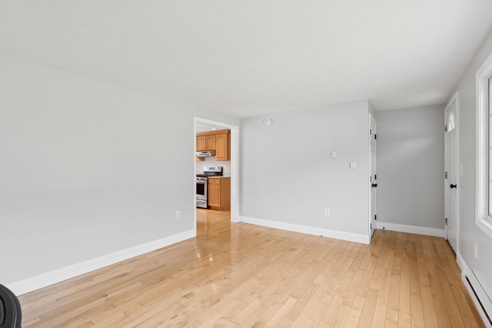 109 Hearn Road Saco, ME 04072 - Photo 16 of 41 27_DSC09721