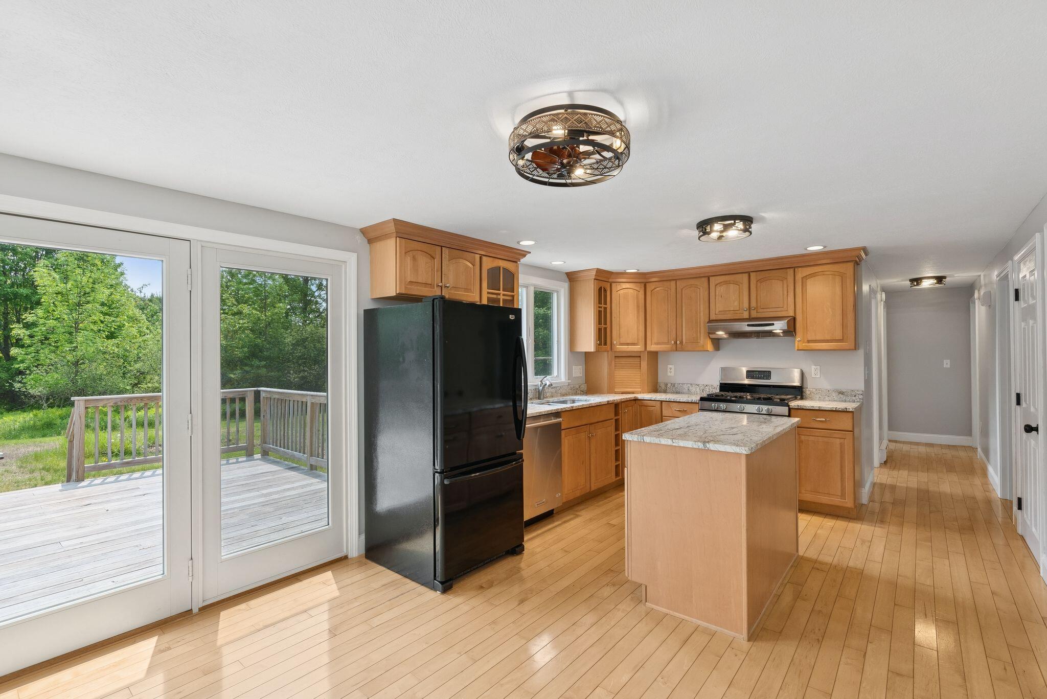 109 Hearn Road Saco, ME 04072 - Photo 6 of 41 34_DSC09756