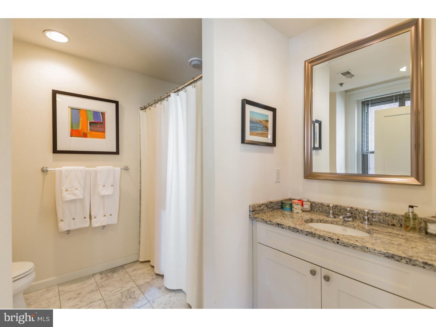 1811 Chestnut Street, Unit 701 Philadelphia, PA 19103 - Photo 17 of 25