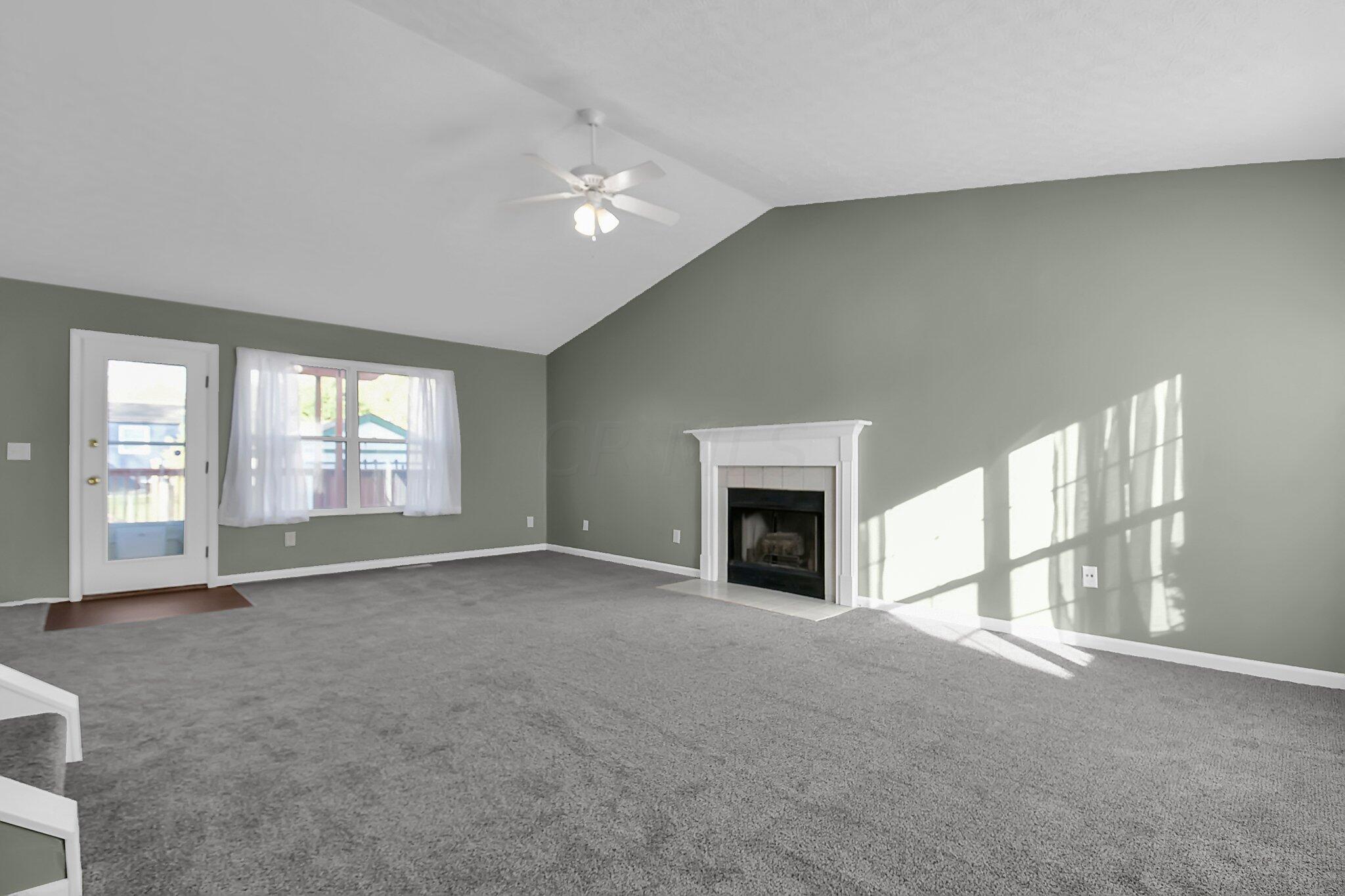3379 Retriever Road Columbus, OH 43232 - Photo 6 of 34 Great Room