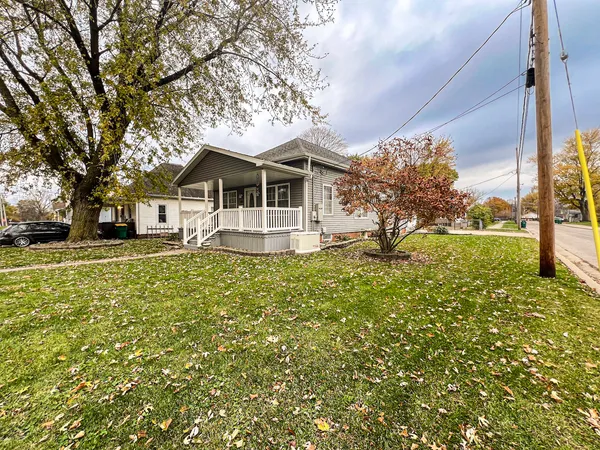 $179,000 | 402 South Illinois Street, Streator, IL 61364