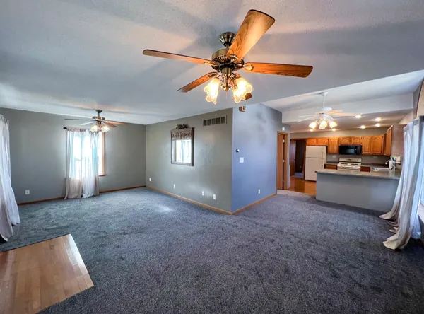 $179,000 | 402 South Illinois Street, Streator, IL 61364