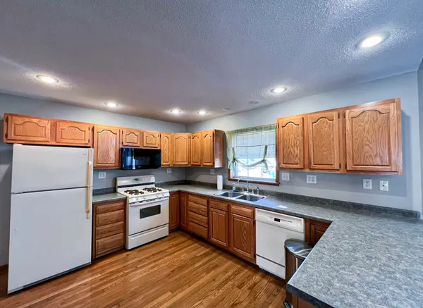 $179,000 | 402 South Illinois Street, Streator, IL 61364