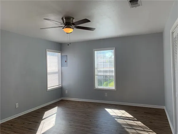 $1,595 | 3629 Lawnview Street, Corpus Christi, TX 78411