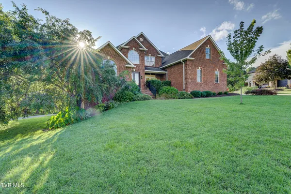 $1,075,000 | 405 Heather View Drive, Jonesborough, TN 37659