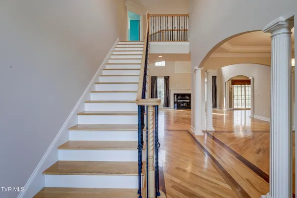 $1,075,000 | 405 Heather View Drive, Jonesborough, TN 37659