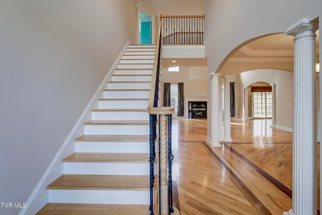 $1,099,000 | 405 Heather View Drive, Jonesborough, TN 37659