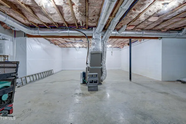 $1,099,000 | 405 Heather View Drive, Jonesborough, TN 37659