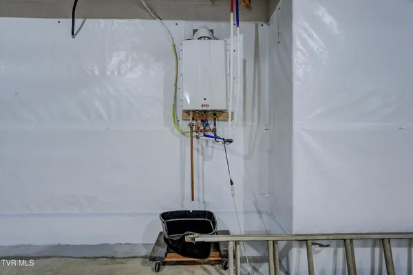 $1,075,000 | 405 Heather View Drive, Jonesborough, TN 37659