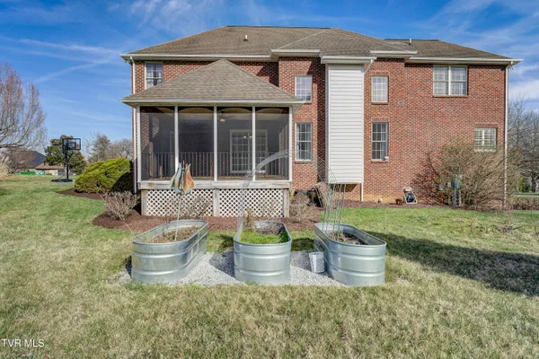 $1,075,000 | 405 Heather View Drive, Jonesborough, TN 37659